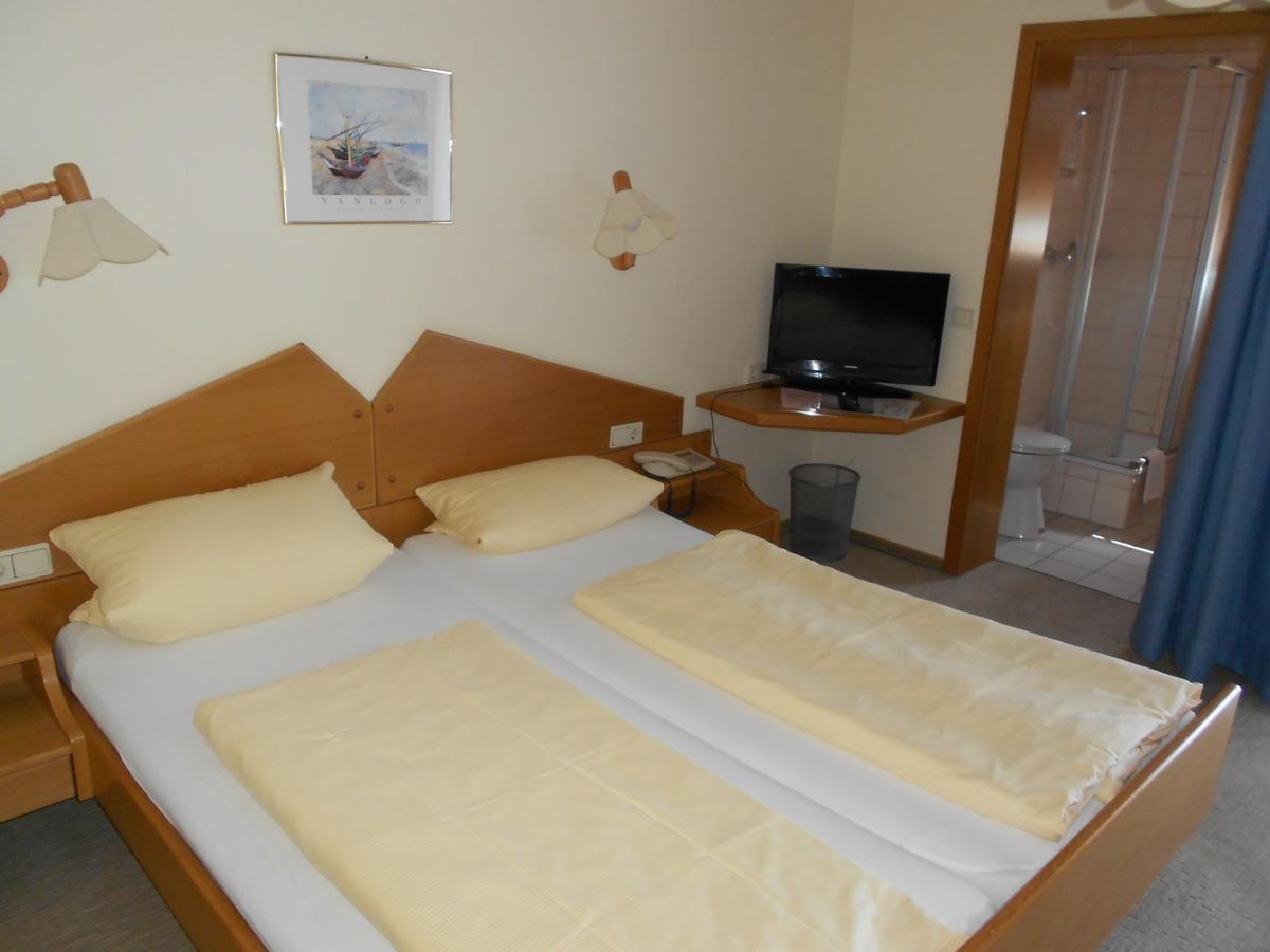 Hotel Blick Zum Maimont Ludwigswinkel Exterior foto